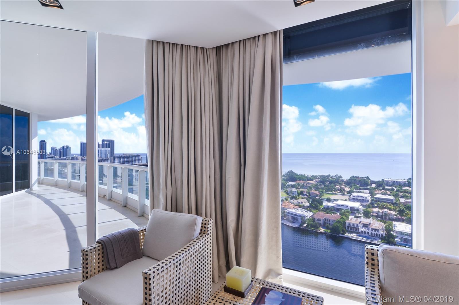 21200 Point Place Aventura, FL 33180 - Photo 25 of 35 MASTER BEDROOM SITTING AREA