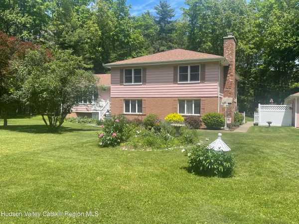 $645,000 | 182 4 Corners Road, Ancramdale, NY 12503