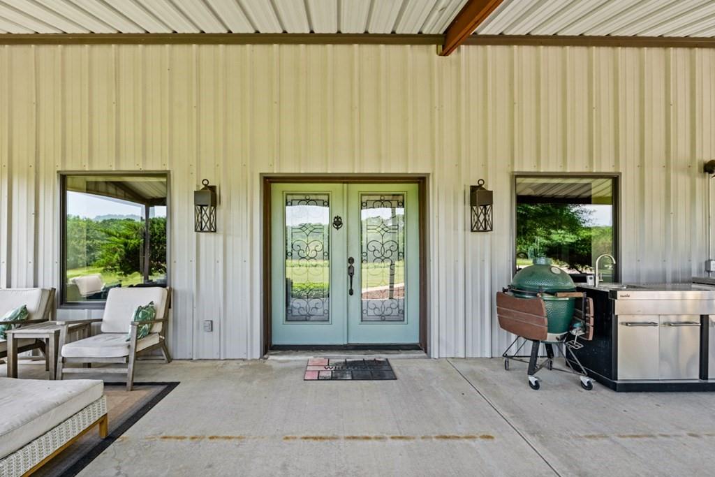 455 County Road 2808 Mabank, TX 75147 - Photo 9 of 40 a living room with furniture and a window