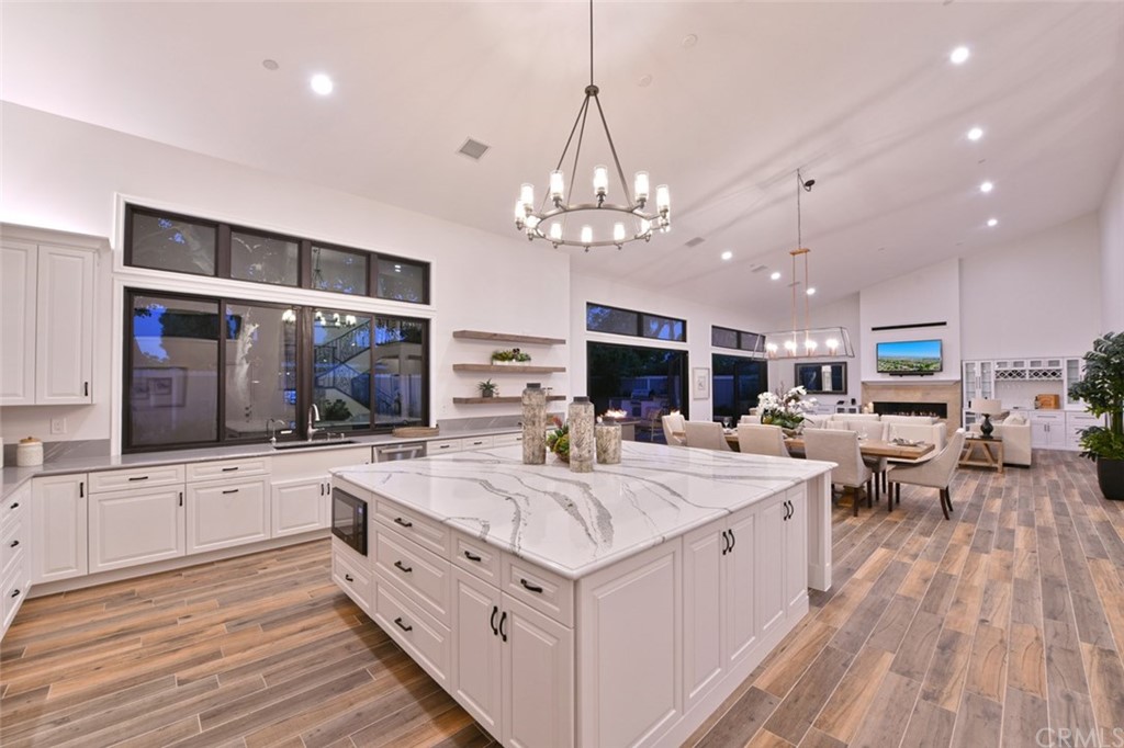 1827 Mariners Drive Newport Beach, CA 92660 - Photo 7 of 69