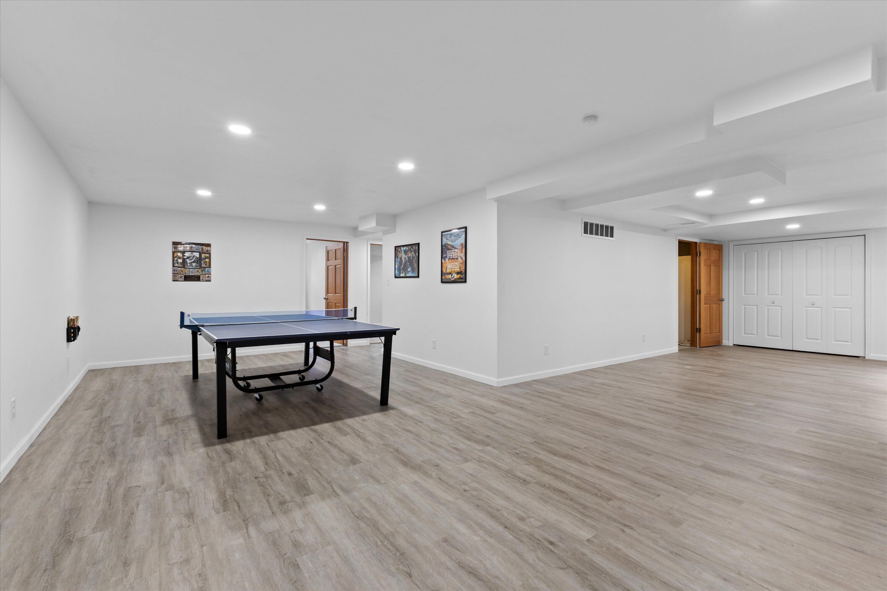 3025 S Road Lyons, WI 53147 - Photo 31 of 47 Rec Room