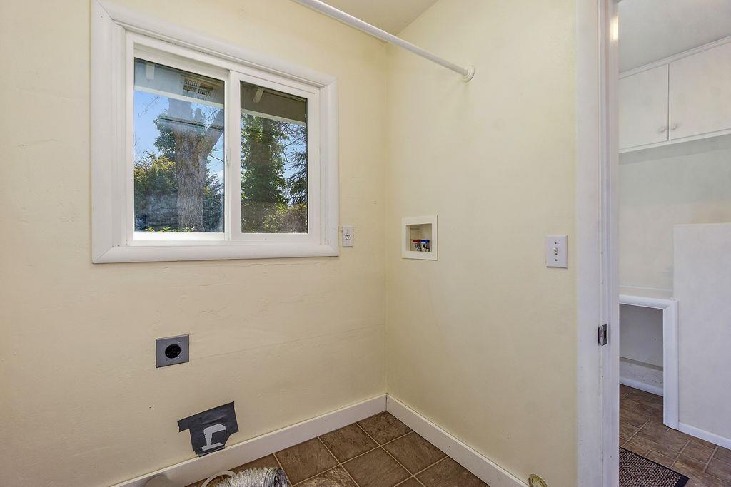 98 East Valley View Road Ashland, OR 97520 - Photo 16 of 35 Additional Photo