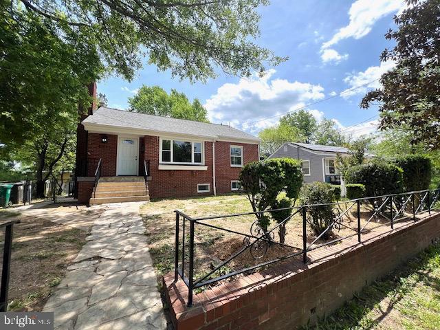 6013 Jamestown Road Hyattsville, MD 20782 - Photo 2 of 23 Gallery Image 2