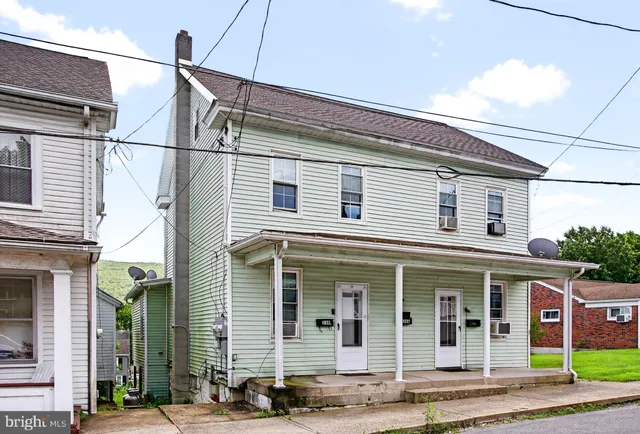 $180,000 | 330 Julian Street, Williamstown, PA 17098