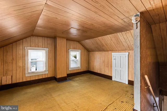 $180,000 | 330 Julian Street, Williamstown, PA 17098