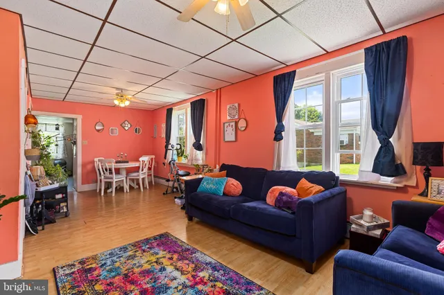 $180,000 | 330 Julian Street, Williamstown, PA 17098