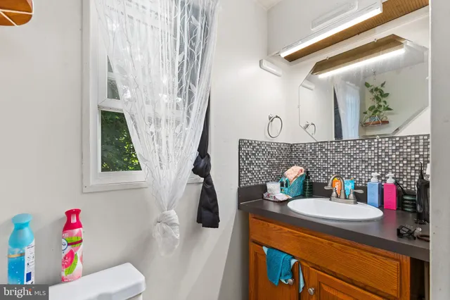 $180,000 | 330 Julian Street, Williamstown, PA 17098