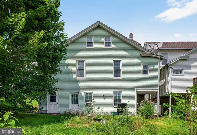 $180,000 | 330 Julian Street, Williamstown, PA 17098