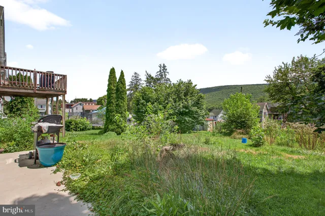 $180,000 | 330 Julian Street, Williamstown, PA 17098