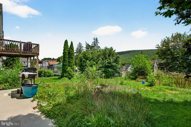 $180,000 | 330 Julian Street, Williamstown, PA 17098