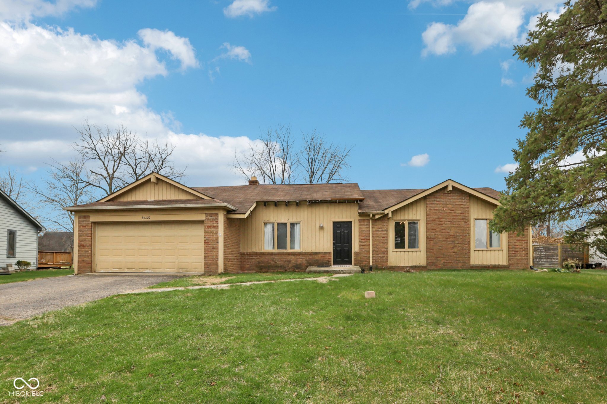8445 Carthay Circle Fishers, IN 46038 - Photo 1 of 31