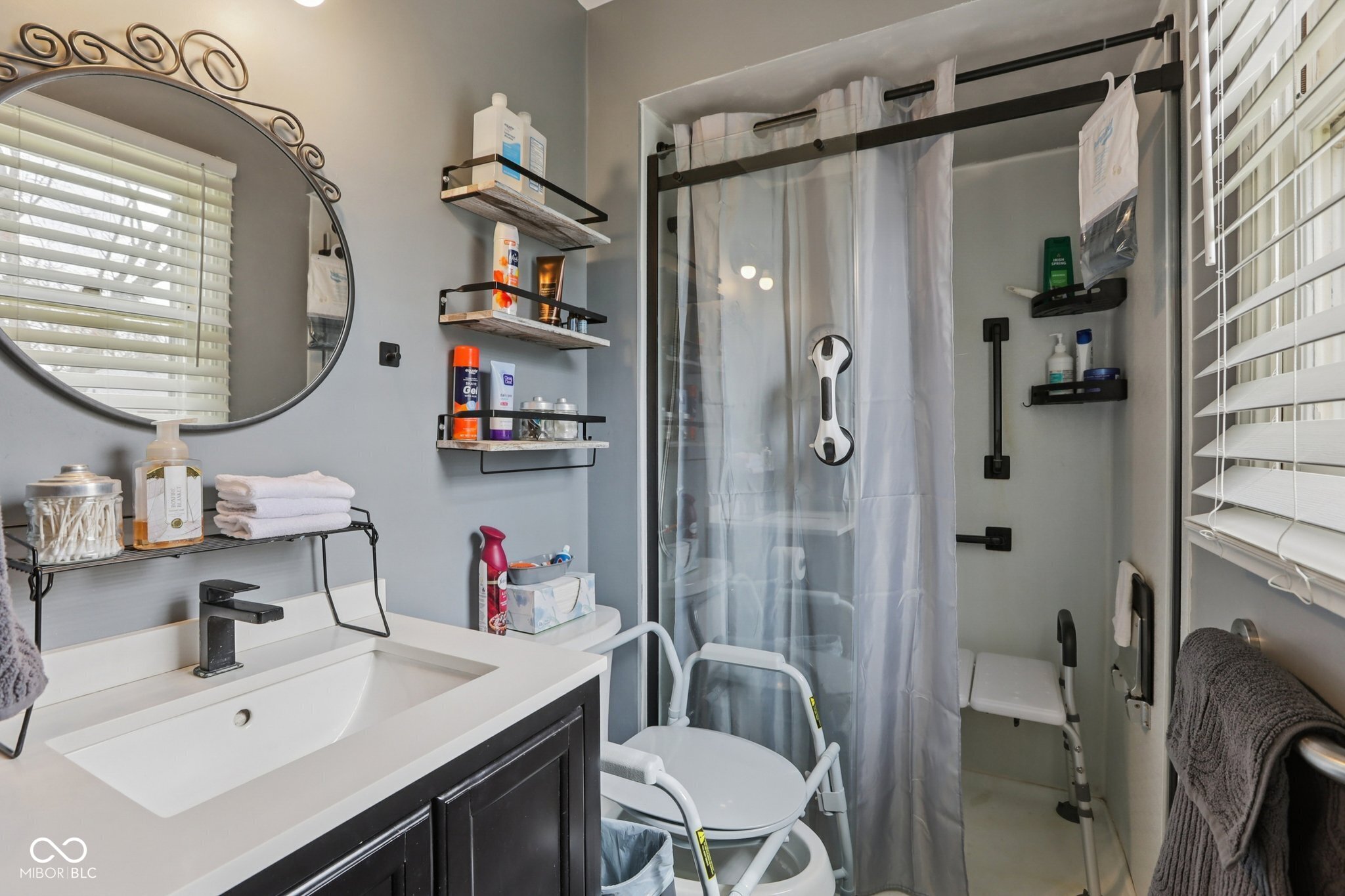 8445 Carthay Circle Fishers, IN 46038 - Photo 24 of 31