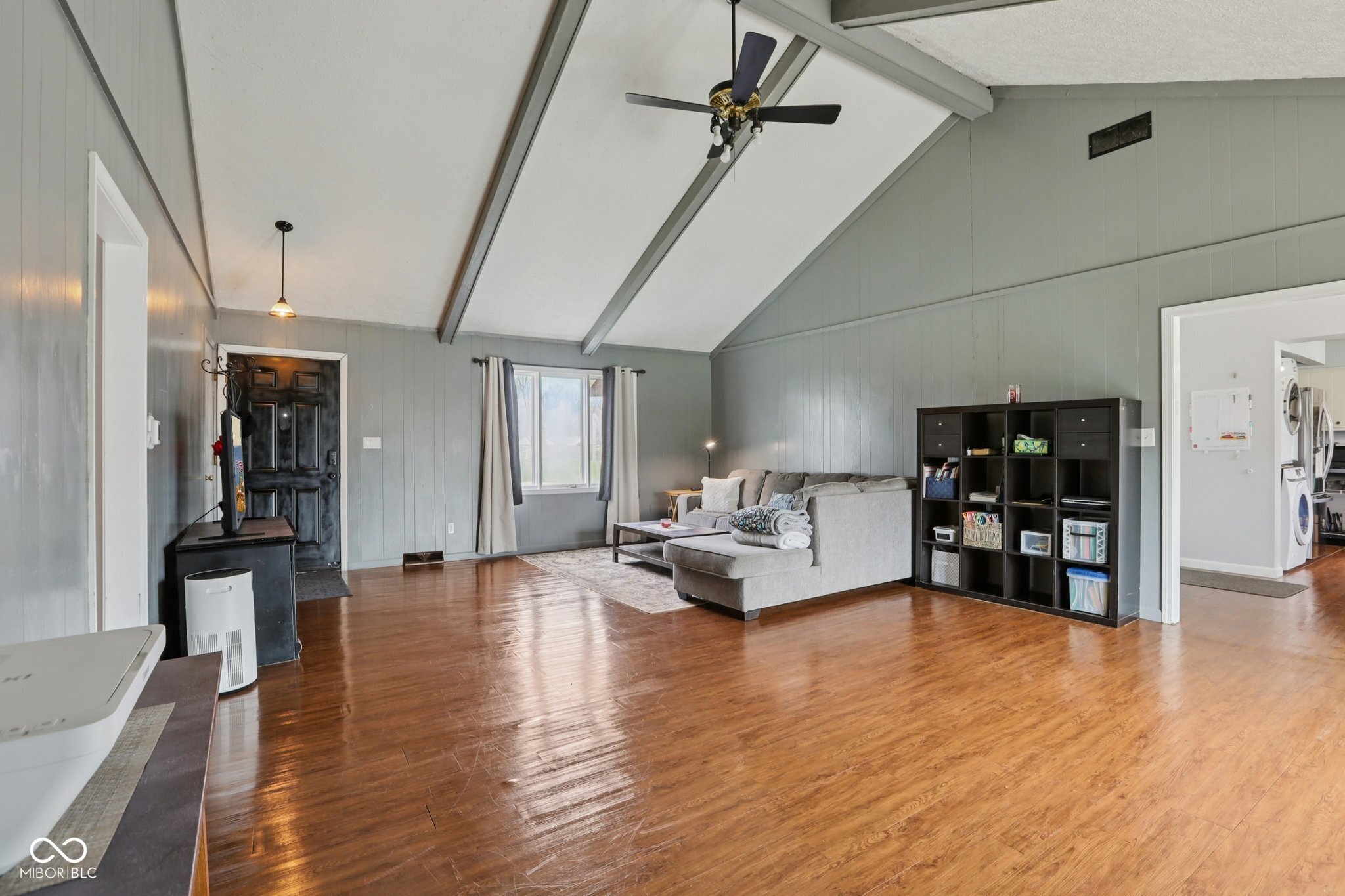 8445 Carthay Circle Fishers, IN 46038 - Photo 5 of 31