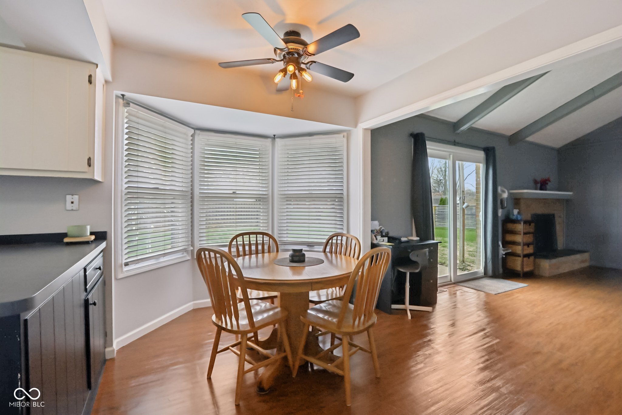 8445 Carthay Circle Fishers, IN 46038 - Photo 10 of 31