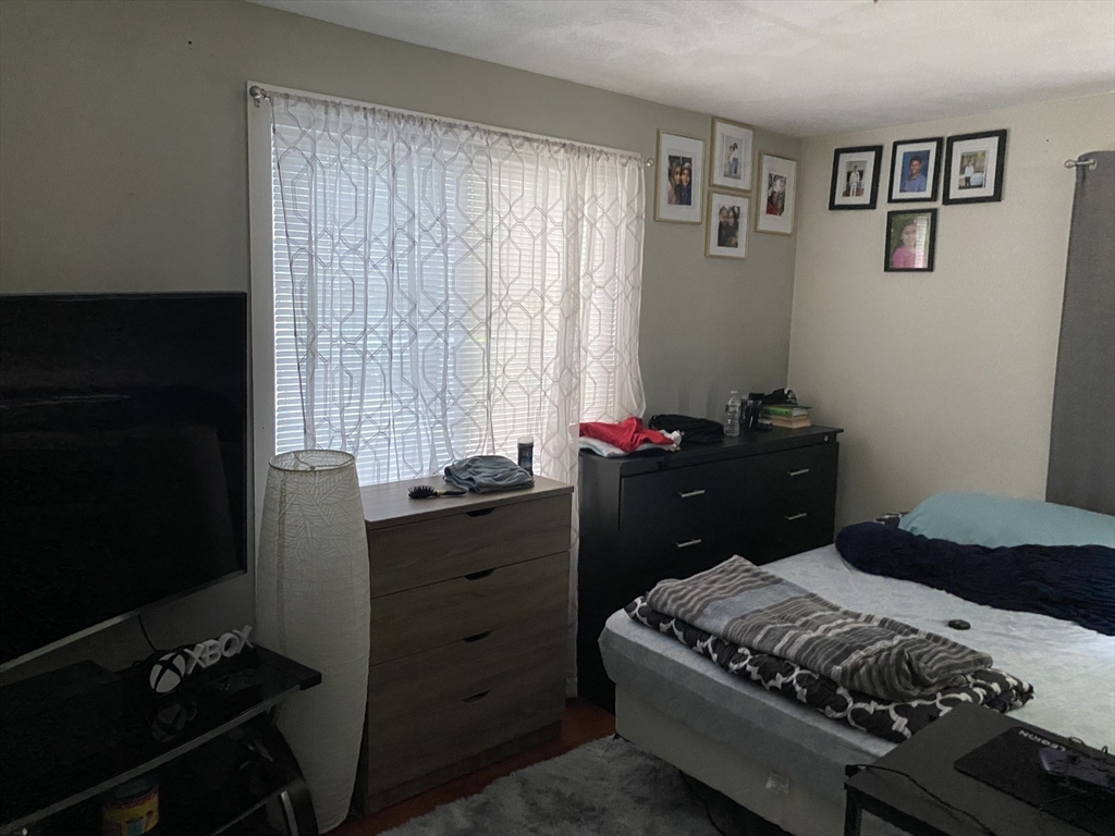 133 Walnut Street, Unit 1 Malden, MA 02148 - Photo 8 of 11