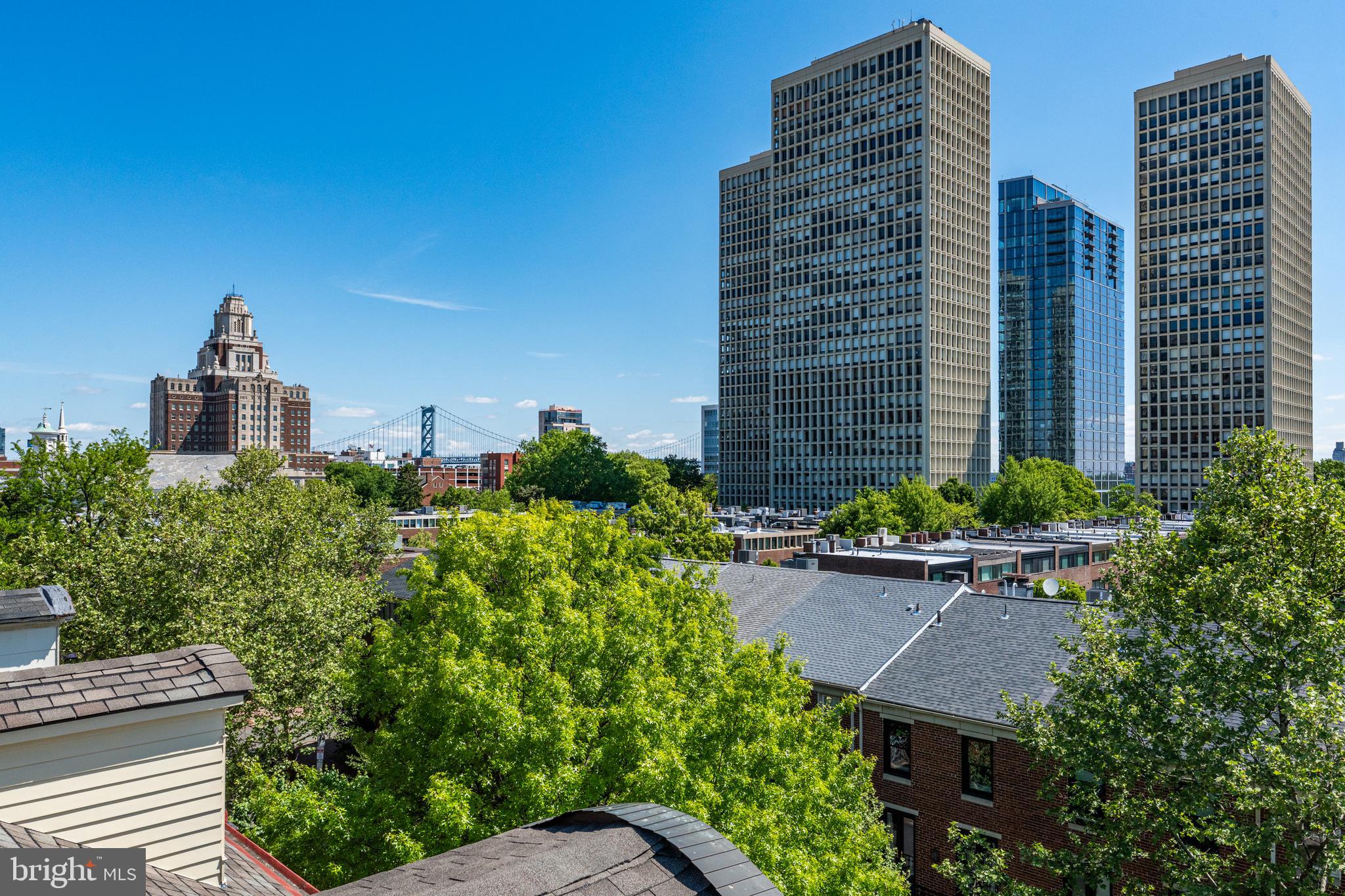 303 Spruce Street Philadelphia, PA 19106 - Photo 28 of 30 a view of a city with tall buildings