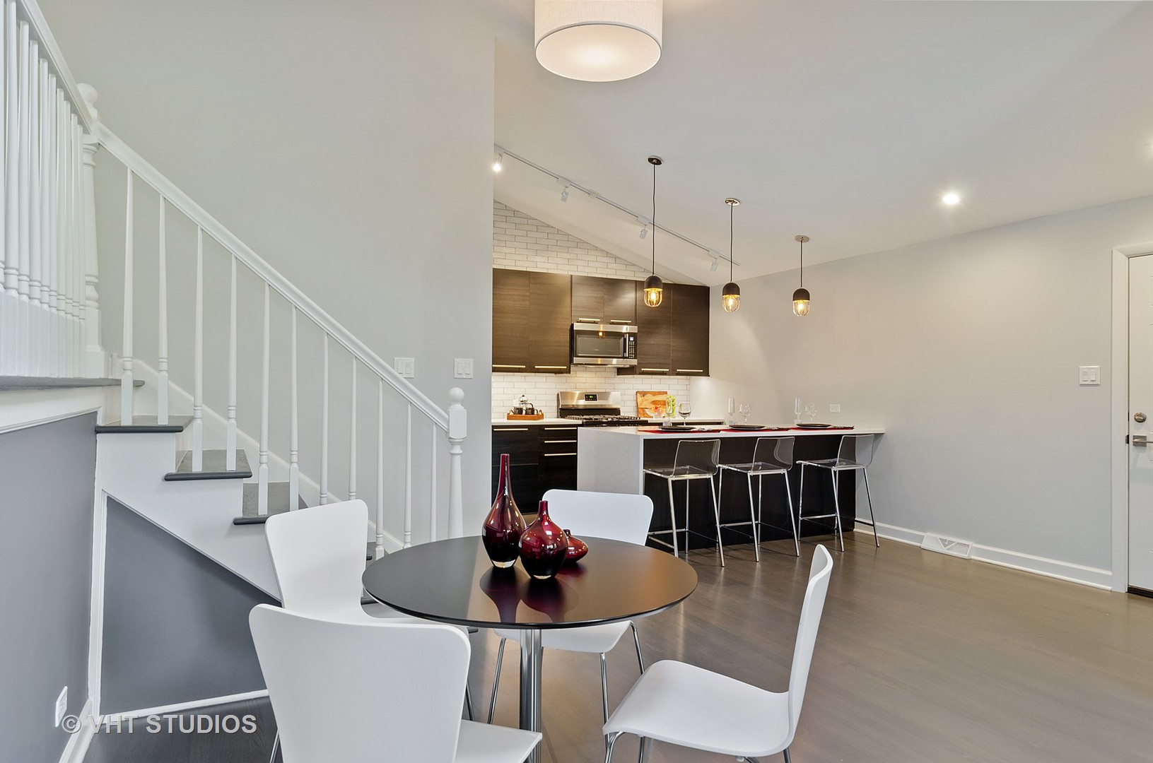 228 Voltz Road Northbrook, IL 60062 - Photo 13 of 24