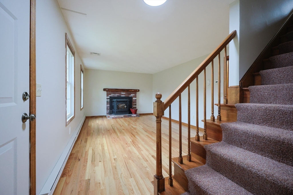 22 Whitewood Road Milford, MA 01757 - Photo 21 of 42 Gallery Image 21