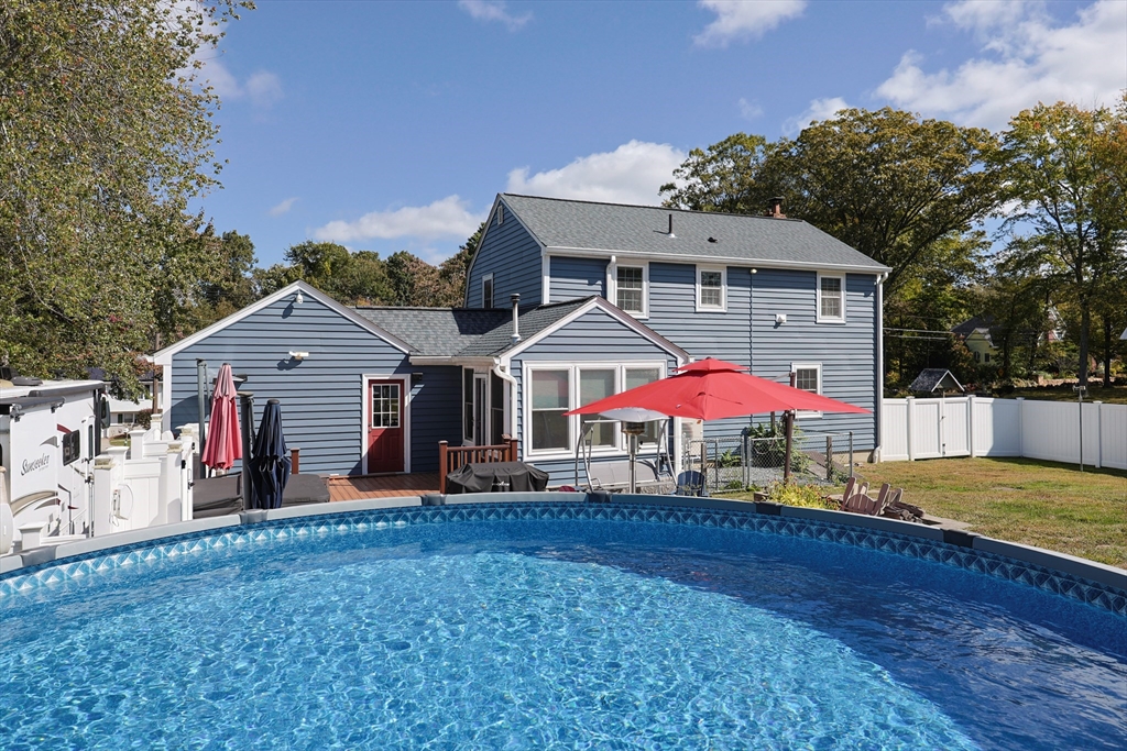 22 Whitewood Road Milford, MA 01757 - Photo 3 of 42 Gallery Image 3