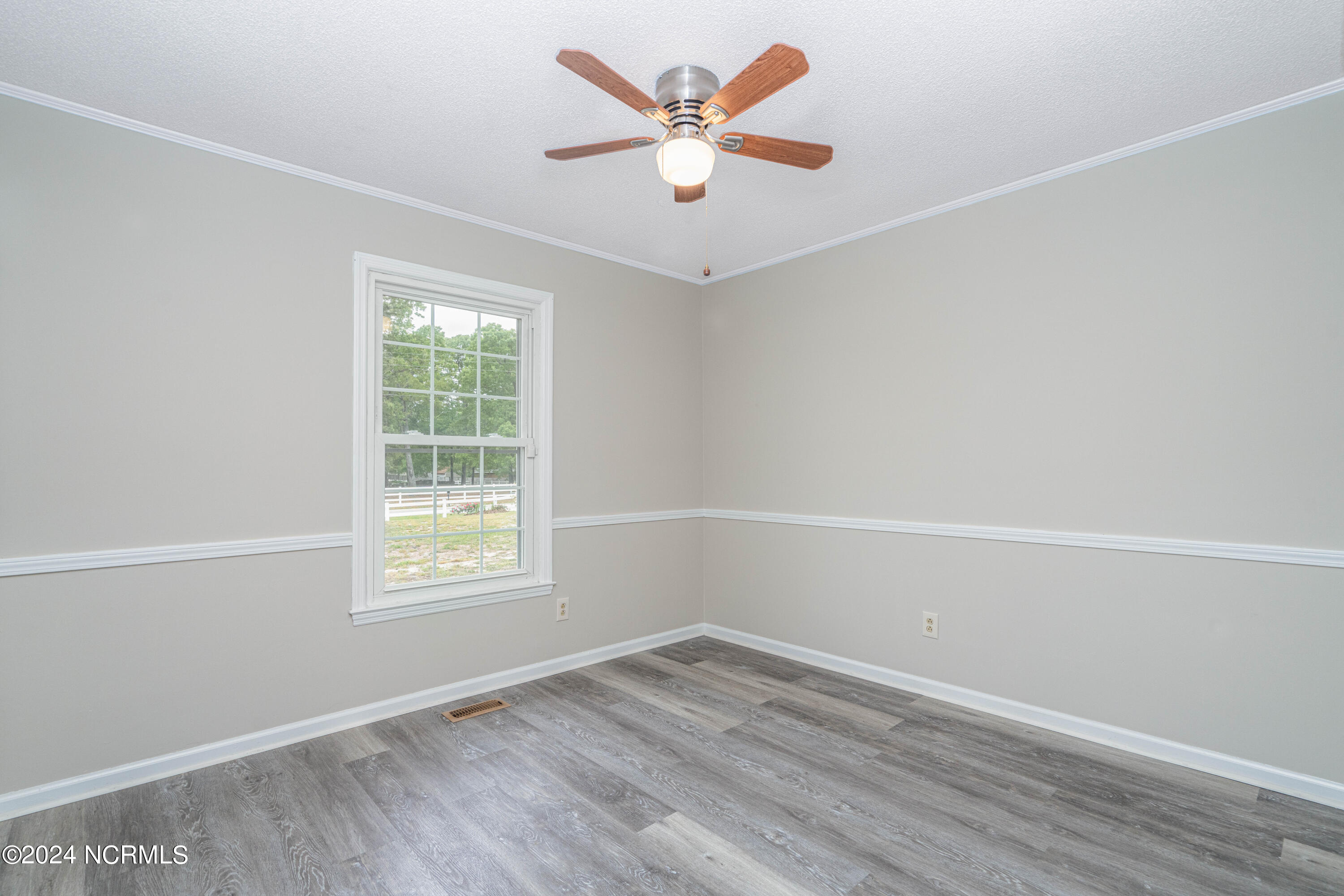 148 Bannermans Mill Road Richlands, NC 28574 - Photo 11 of 39 148 Bannermans Mill rd (7 of 39)