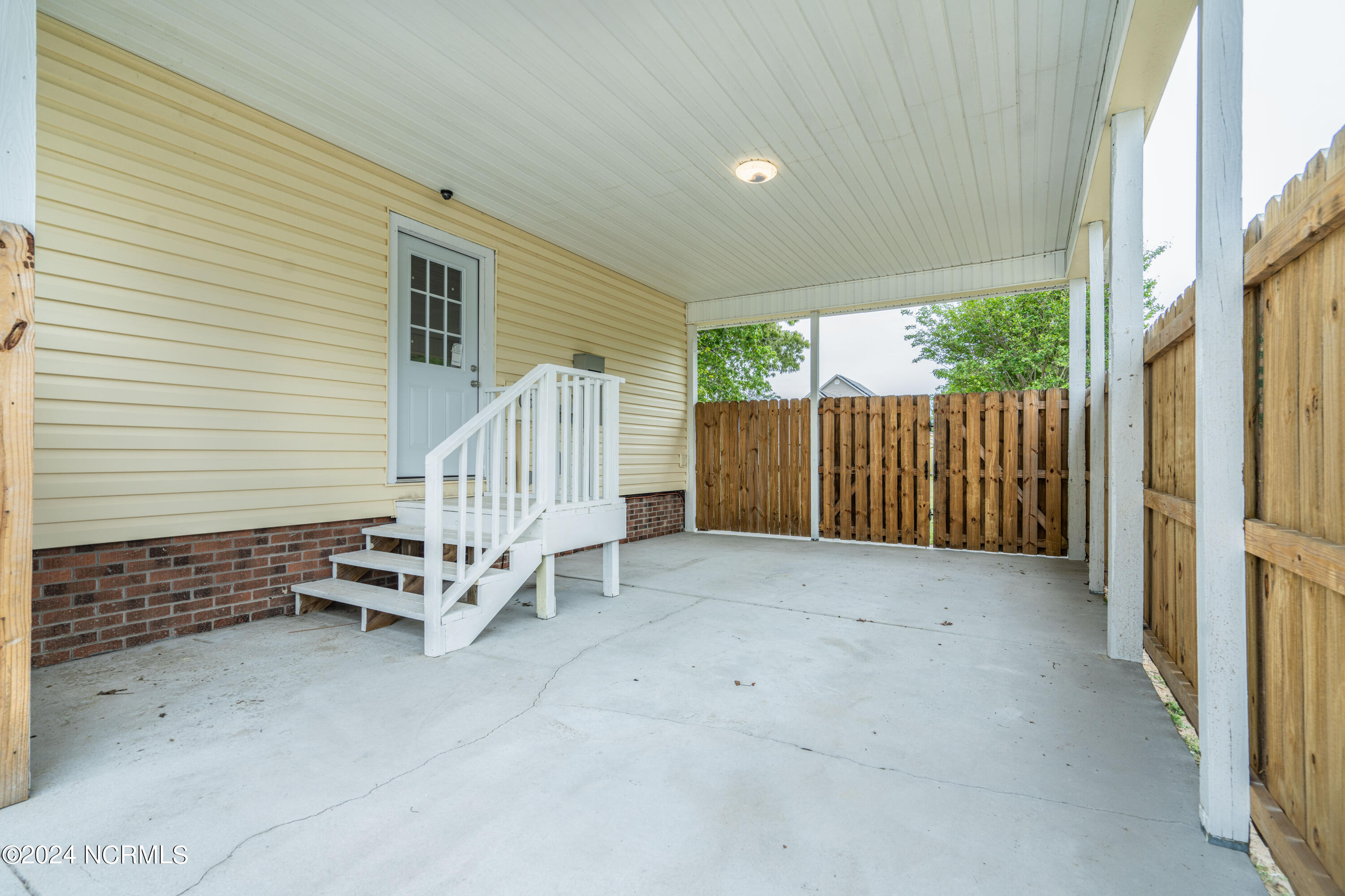 148 Bannermans Mill Road Richlands, NC 28574 - Photo 20 of 39 148 Bannermans Mill rd (39 of 39)