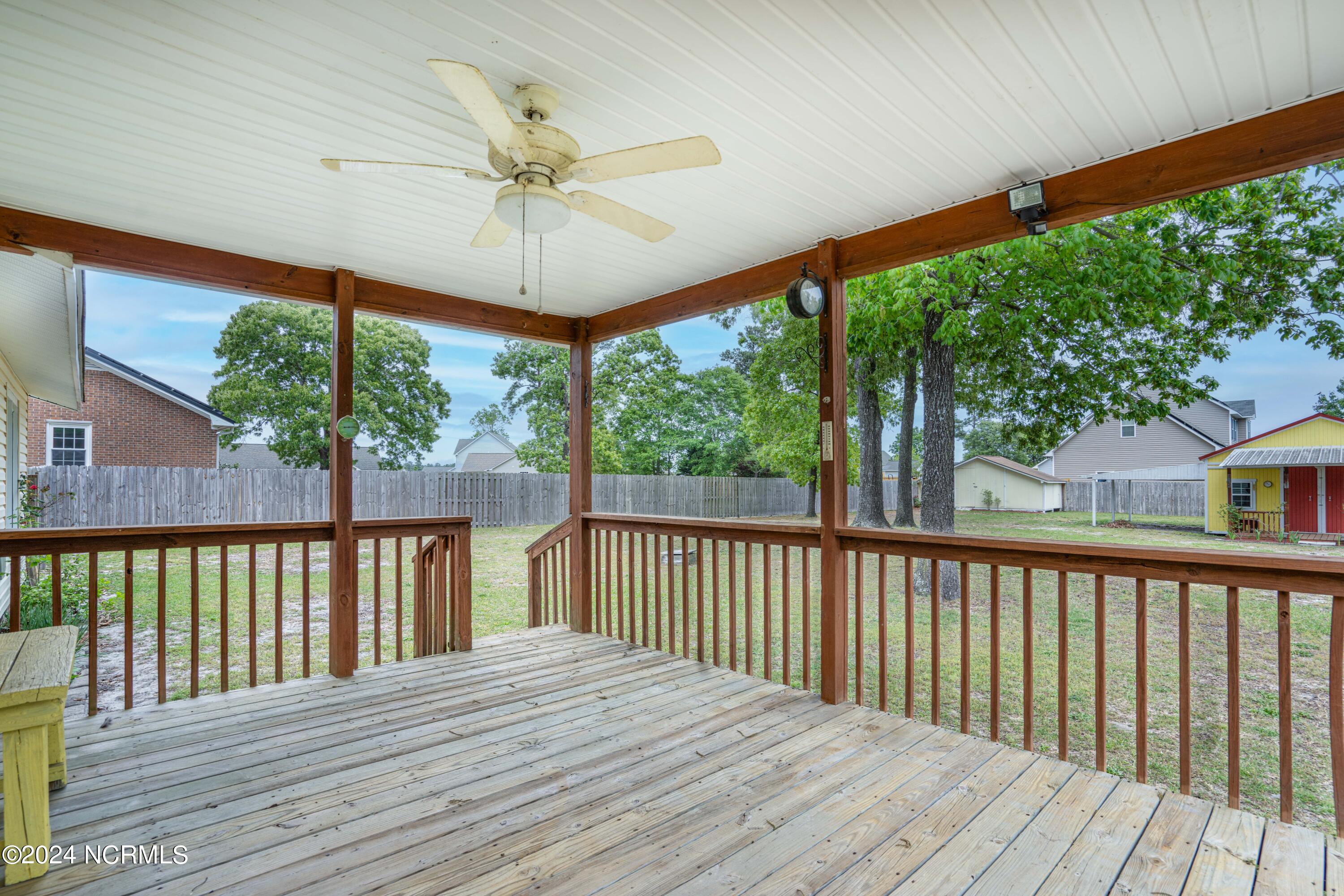 148 Bannermans Mill Road Richlands, NC 28574 - Photo 21 of 39 148 Bannermans Mill rd (19 of 39)