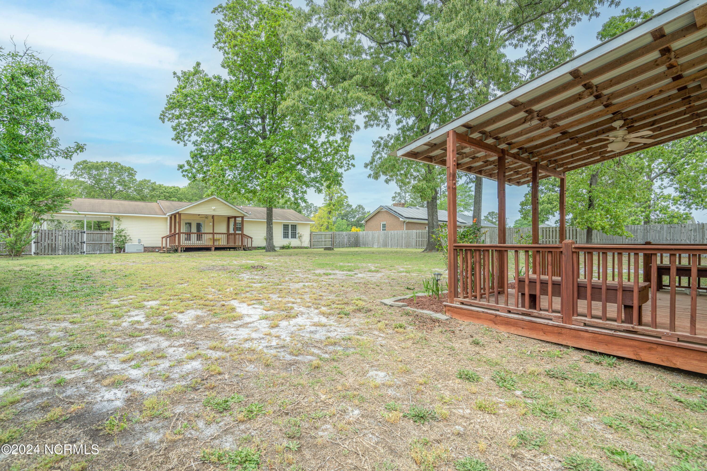 148 Bannermans Mill Road Richlands, NC 28574 - Photo 24 of 39 148 Bannermans Mill rd (23 of 39)