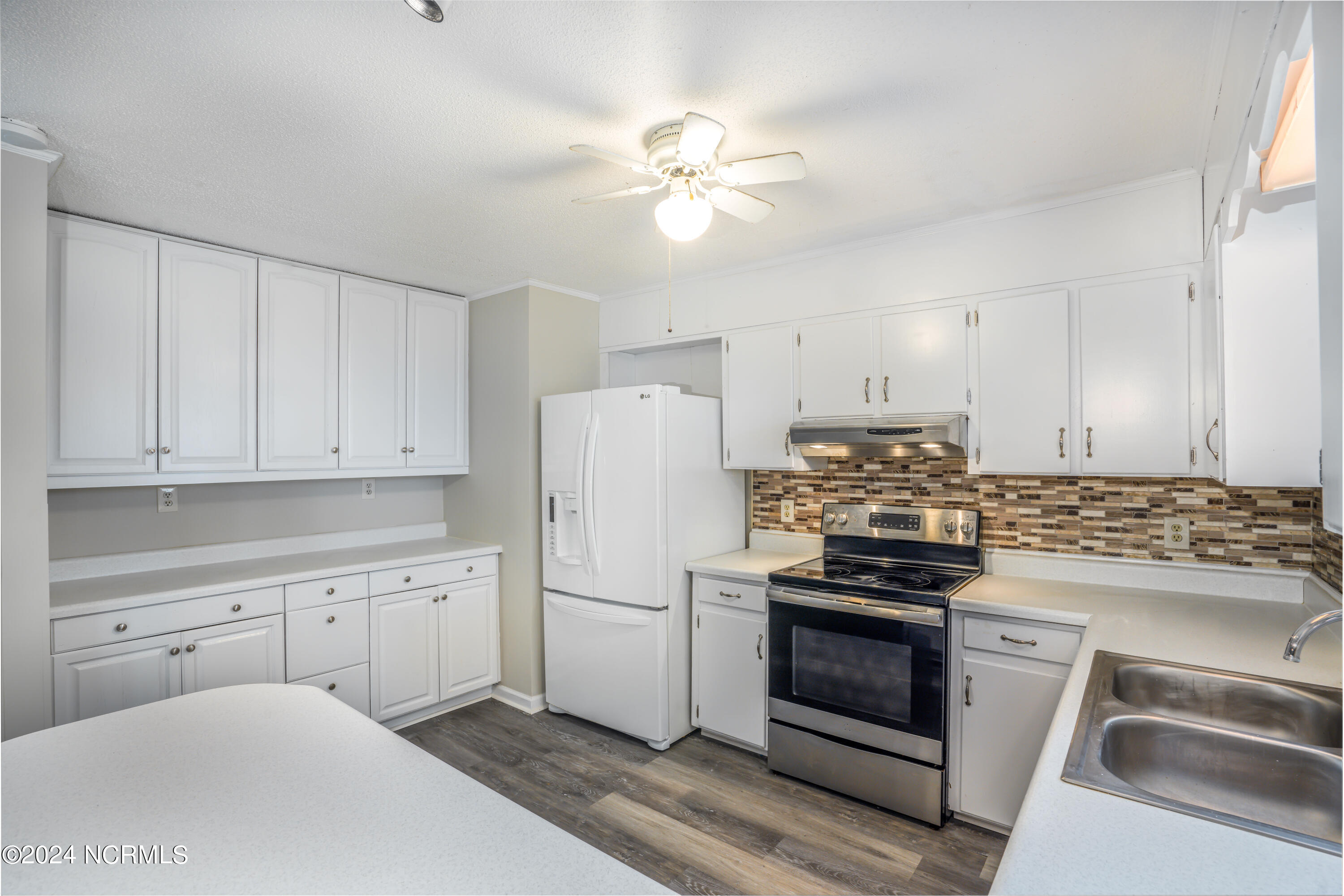 148 Bannermans Mill Road Richlands, NC 28574 - Photo 7 of 39 148 Bannermans Mill rd (13 of 39)