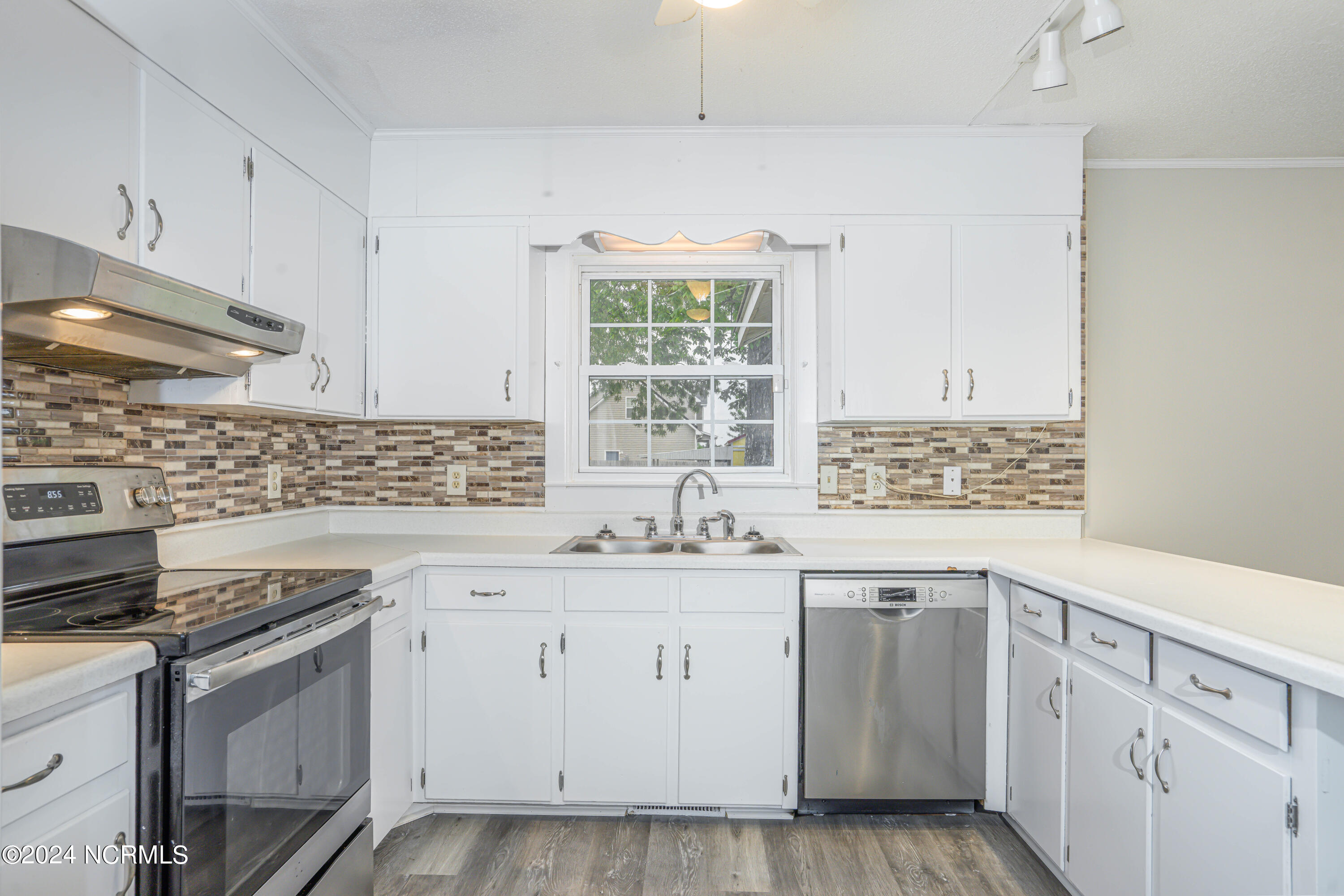 148 Bannermans Mill Road Richlands, NC 28574 - Photo 8 of 39 148 Bannermans Mill rd (14 of 39)