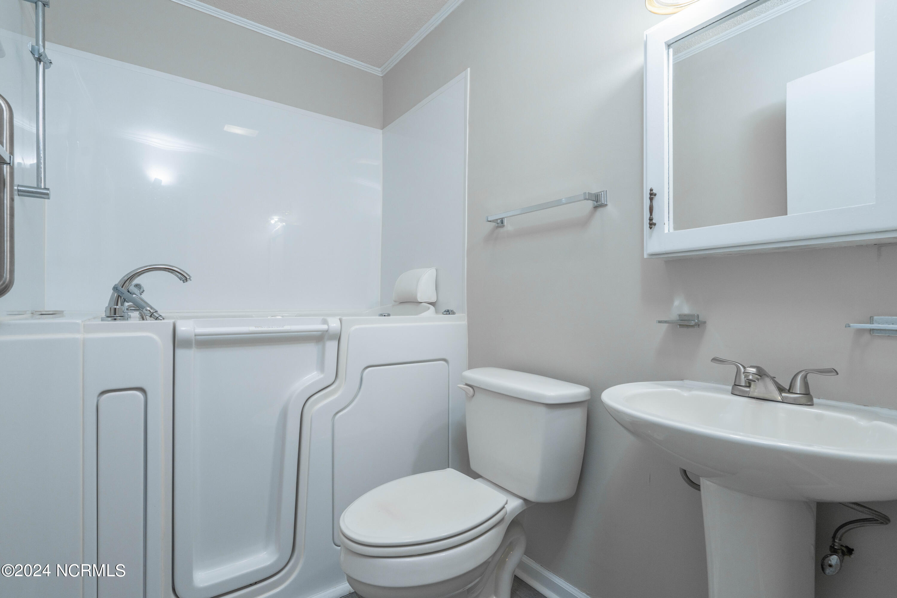 148 Bannermans Mill Road Richlands, NC 28574 - Photo 10 of 39 148 Bannermans Mill rd (6 of 39)