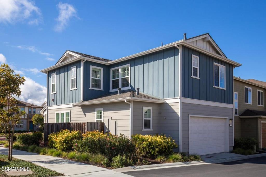 217 9th Street Marina, CA 93933 - Photo 17 of 17 a front view of a house with a yard