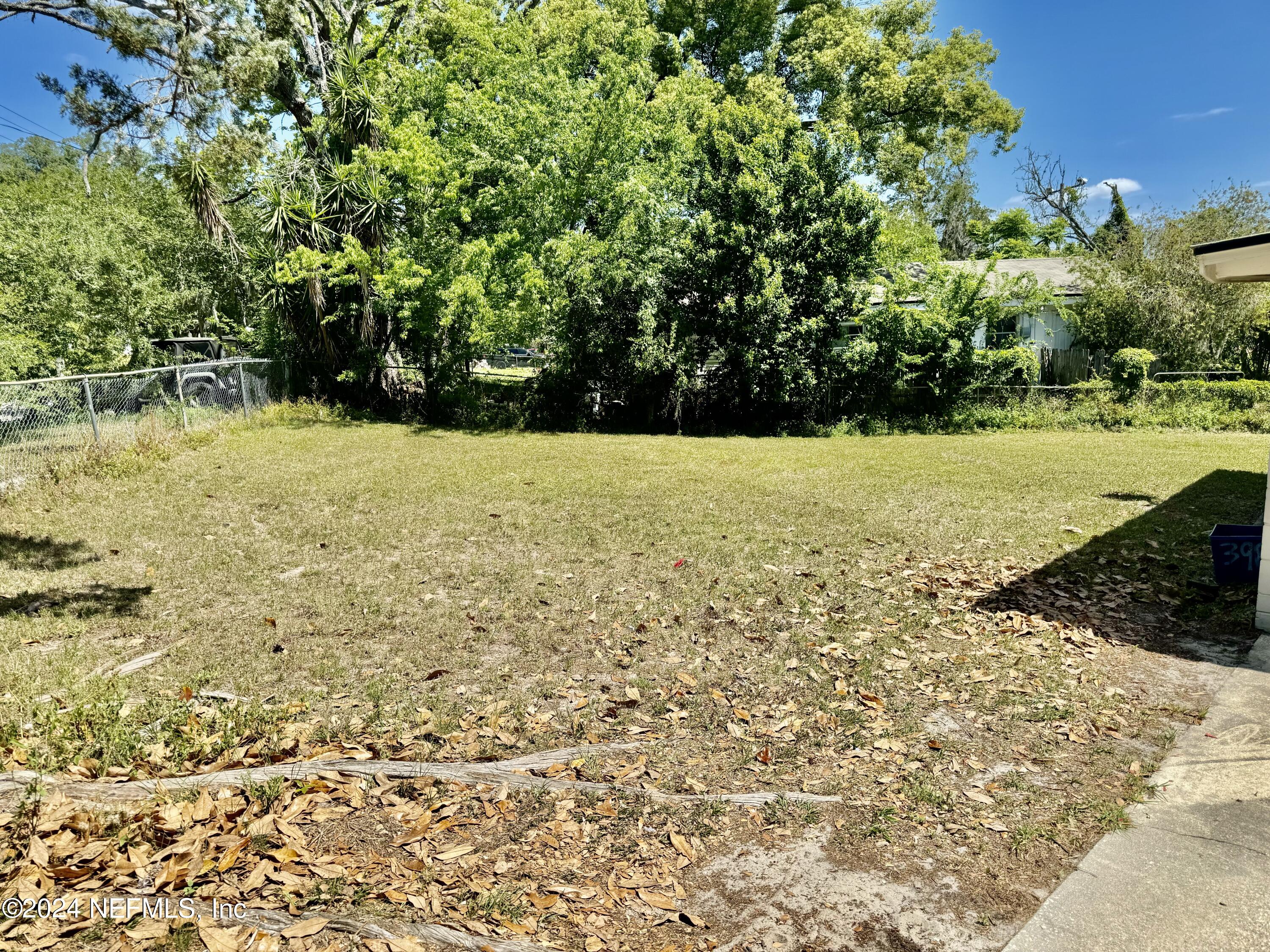 398 Gwinnett Road Orange Park, FL 32073 - Photo 34 of 40 a view of outdoor space and yard