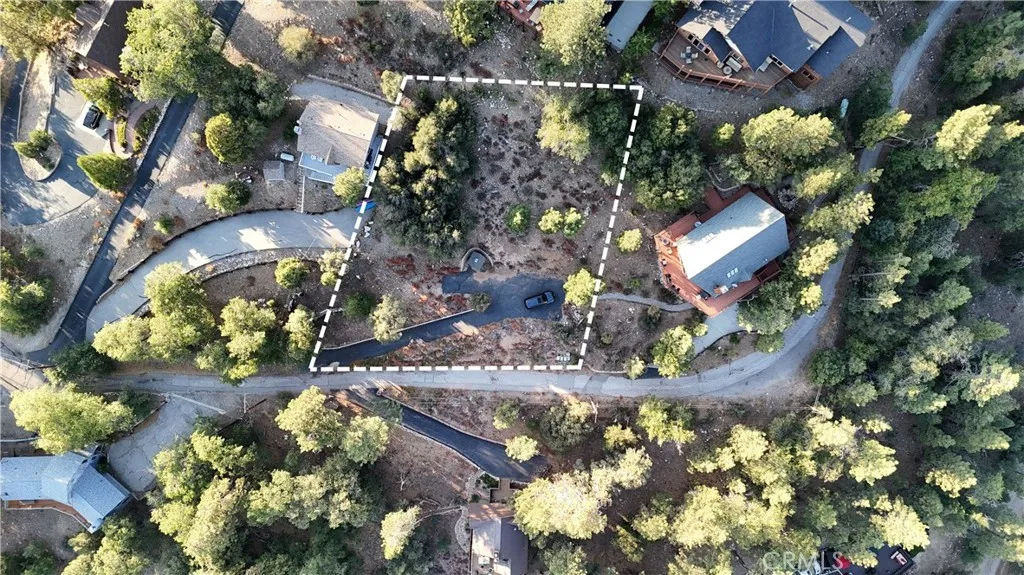 0 Ridge Fawnskin Ca Fawnskin, CA 92333 - Photo 2 of 5 a view of a tree with a yard