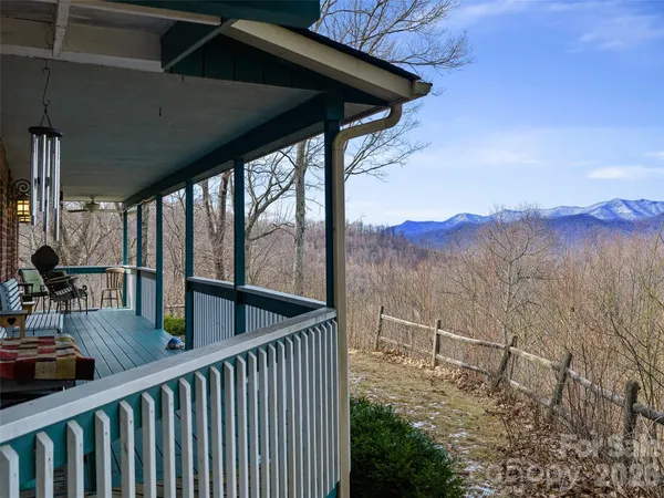 $835,000 | 126 Wild Flower Cove Drive, Swannanoa, NC 28778