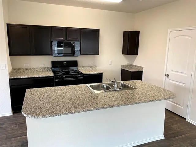 $1,980 | 15021 Custis Lane, Austin, TX 78725