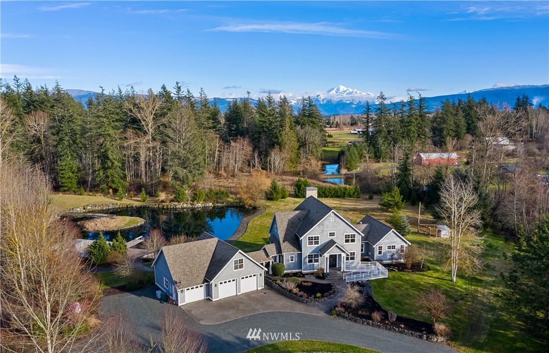 5750 Silverstar Road Bellingham, WA 98226 - Photo 2 of 40