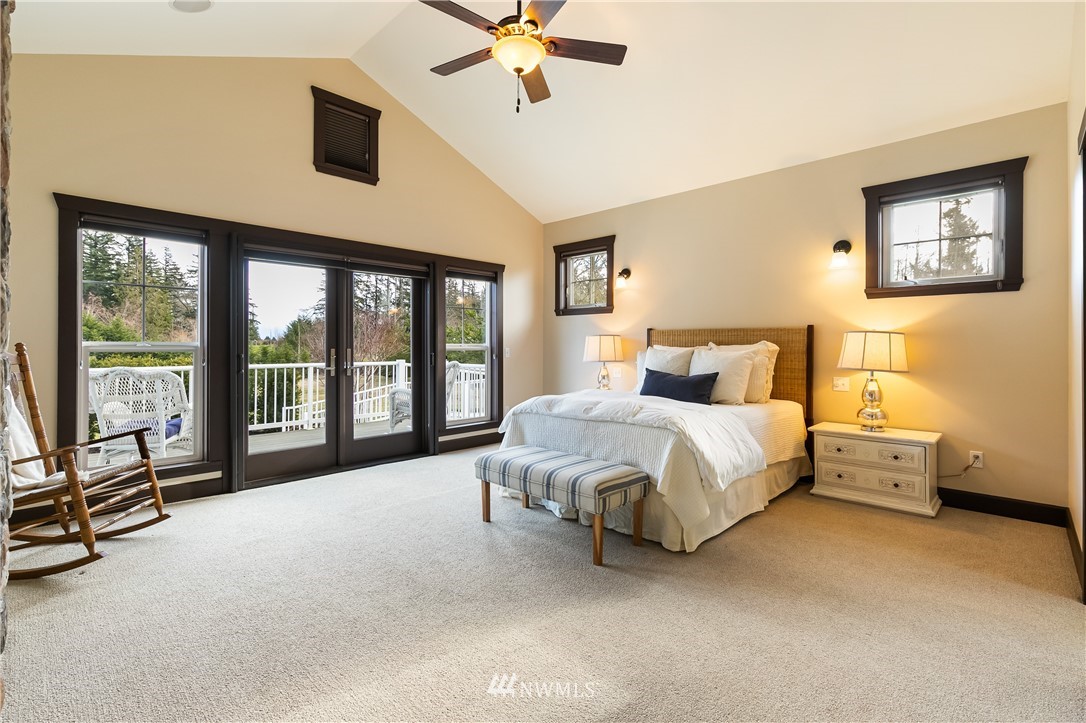 5750 Silverstar Road Bellingham, WA 98226 - Photo 13 of 40