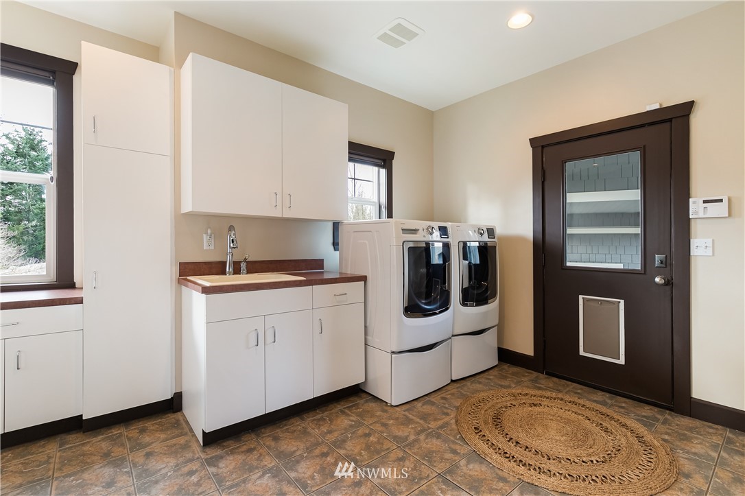 5750 Silverstar Road Bellingham, WA 98226 - Photo 20 of 40