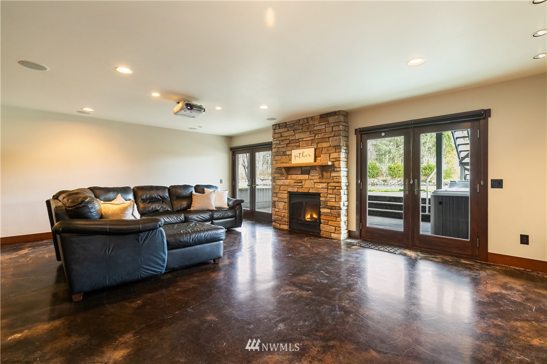 5750 Silverstar Road Bellingham, WA 98226 - Photo 26 of 40