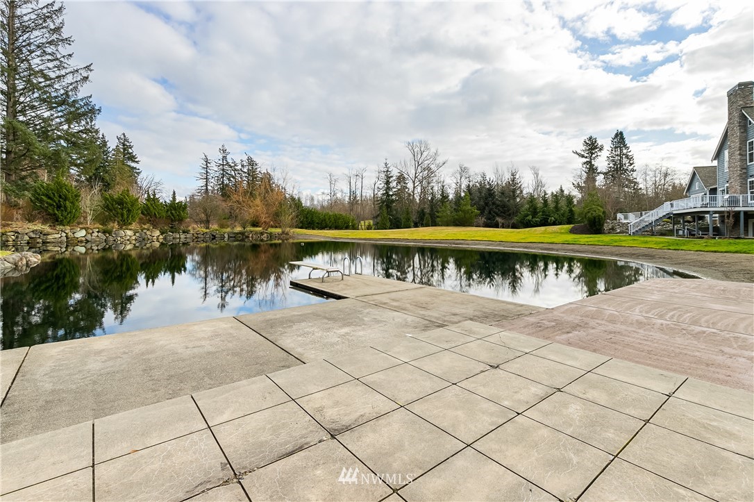 5750 Silverstar Road Bellingham, WA 98226 - Photo 35 of 40