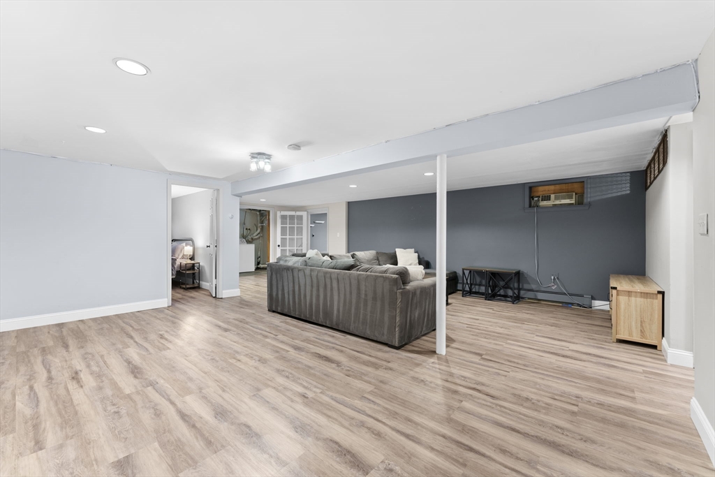 8 Diane Drive Billerica, MA 01821 - Photo 23 of 42