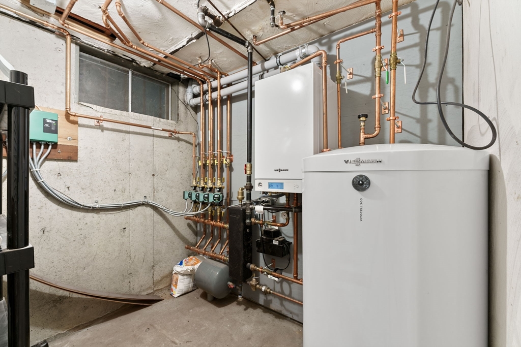 8 Diane Drive Billerica, MA 01821 - Photo 32 of 42