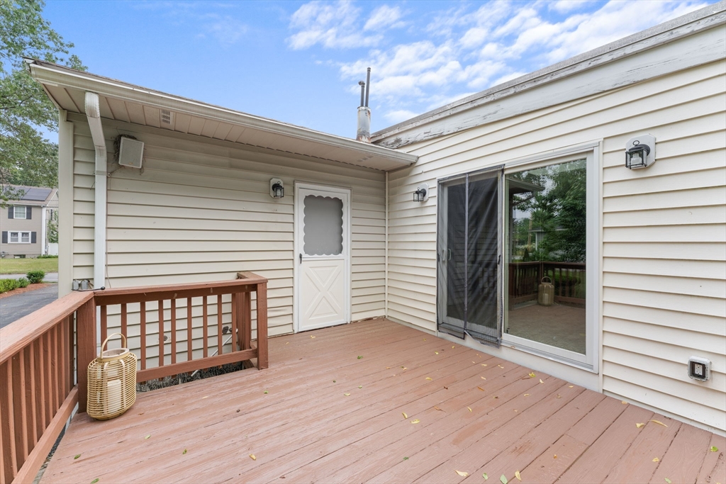 8 Diane Drive Billerica, MA 01821 - Photo 35 of 42