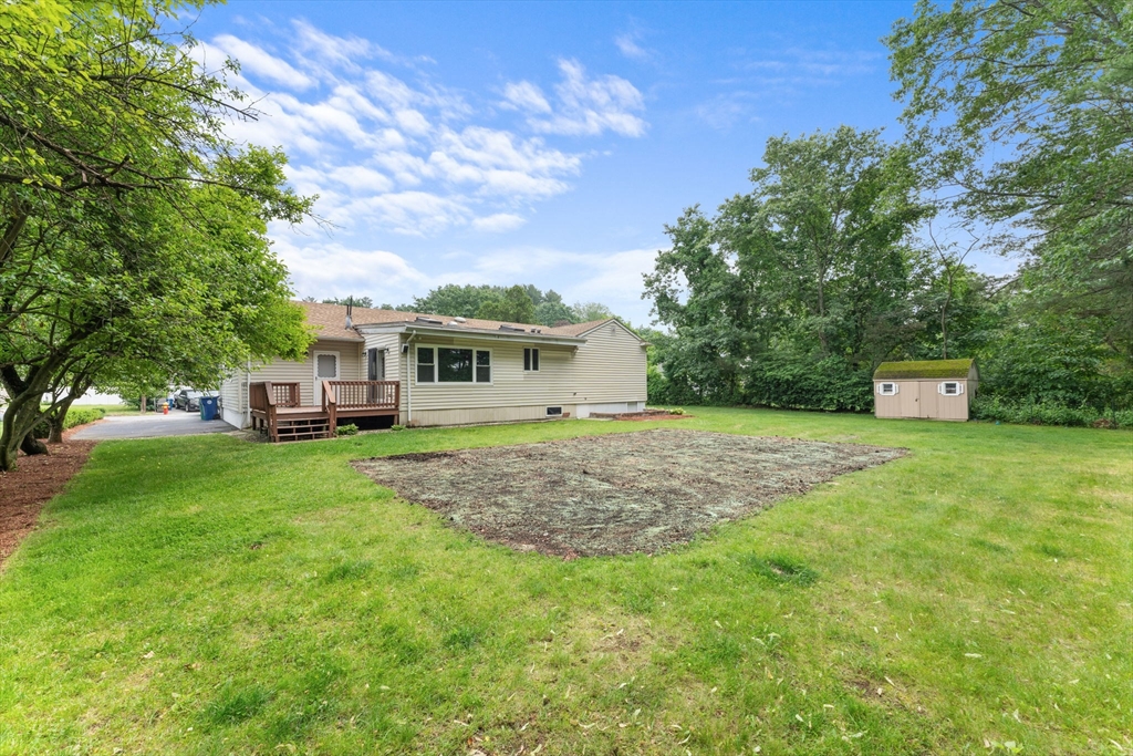 8 Diane Drive Billerica, MA 01821 - Photo 38 of 42