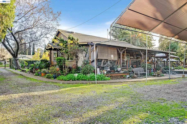 $1,295,000 | 1177 Thiel Road, Hayward, CA 94544