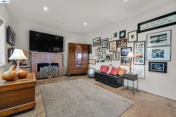 $1,295,000 | 1177 Thiel Road, Hayward, CA 94544