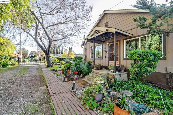 $1,295,000 | 1177 Thiel Road, Hayward, CA 94544