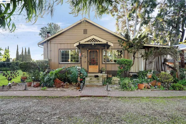 $1,295,000 | 1177 Thiel Road, Hayward, CA 94544