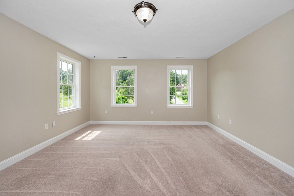 178 Fitchburg Road Townsend, MA 01469 - Photo 17 of 41