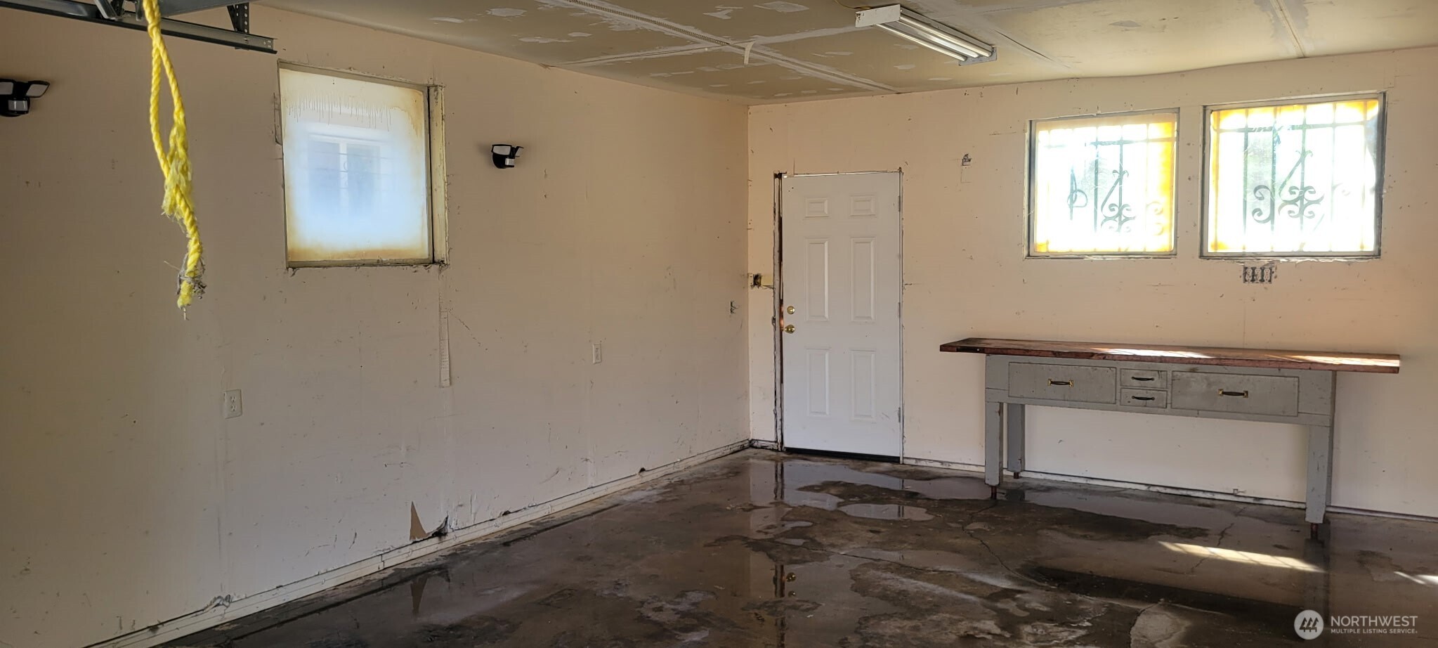 12524 Addison Street Southwest Lakewood, WA 98499 - Photo 12 of 20 a room with a washer and dryer
